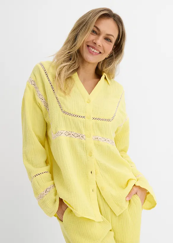 Musselin-Bluse mit Spitzeneinsätzen in gelb von vorne (im Anschnitt) - bonprix