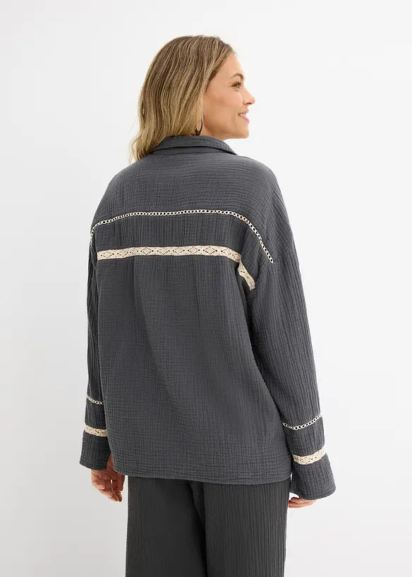 Musselin-Bluse mit Spitzeneinsätzen in grau von hinten (im Anschnitt) - bonprix