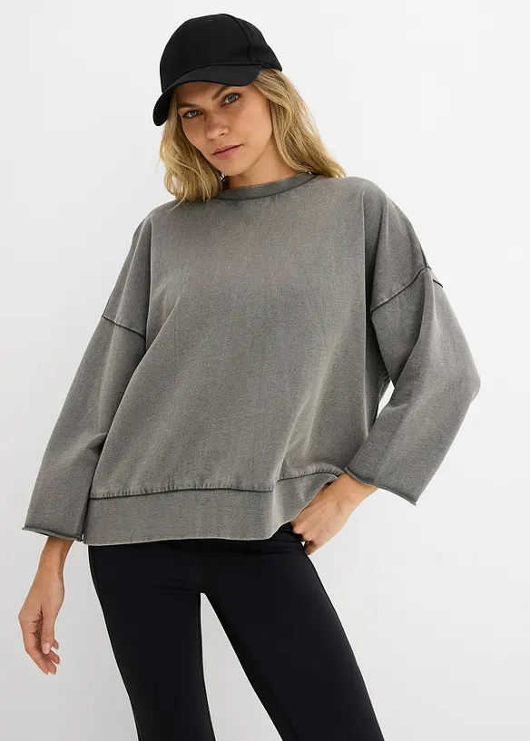 Oversize-Sweatshirt aus reiner Baumwolle in grau von vorne (im Anschnitt) - bonprix
