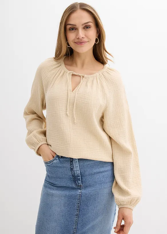 Musselin-Schlupfbluse aus reiner Baumwolle in beige von vorne (im Anschnitt) - bonprix