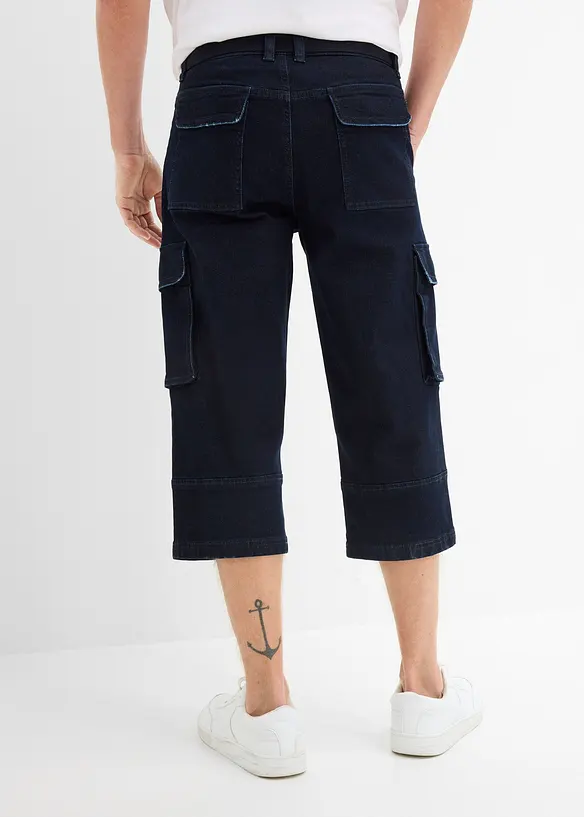 3/4-Cargo-Stretch-Jeans mit Gürtel, Relaxed Fit in blau von hinten - bonprix