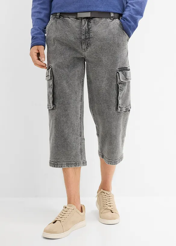 3/4-Cargo-Stretch-Jeans mit Gürtel, Relaxed Fit in grau von vorne - bonprix