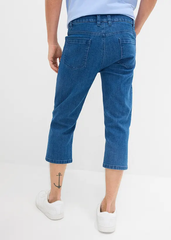 Leichte 3/4-Jeans mit Dehnbund, Slim Fit in blau von hinten - bonprix