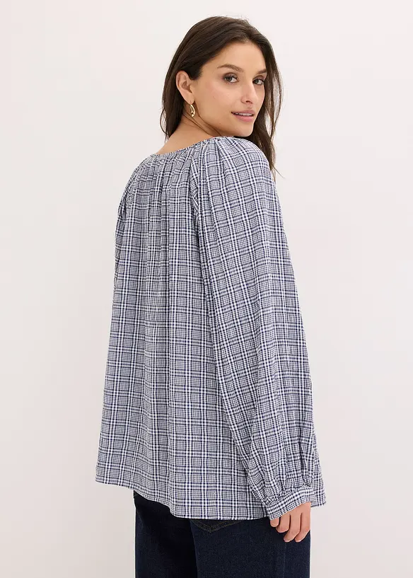 Karierte Bluse aus Seersucker in weiß von hinten (im Anschnitt) - bonprix