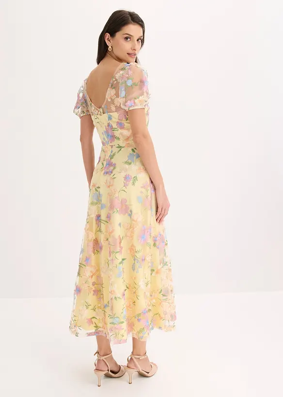 Spitzenkleid mit floraler Stickerei in gelb von hinten (Totalaufnahme) - bonprix Spitzenkleid mit floraler Stickerei in gelb von hinten (Totalaufnahme) - bonprix