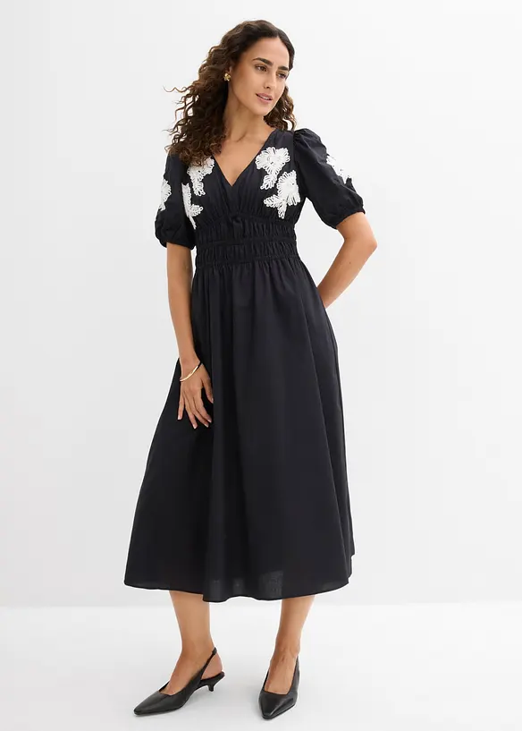 Midikleid mit Stickerei in schwarz von vorne (Totalaufnahme) - bonprix Midikleid mit Stickerei in schwarz von vorne (Totalaufnahme) - bonprix