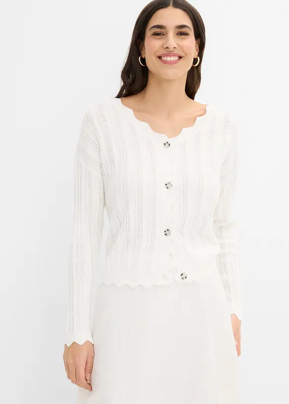 Kurze Ajour-Strickjacke in weiß von vorne (im Anschnitt) - bonprix