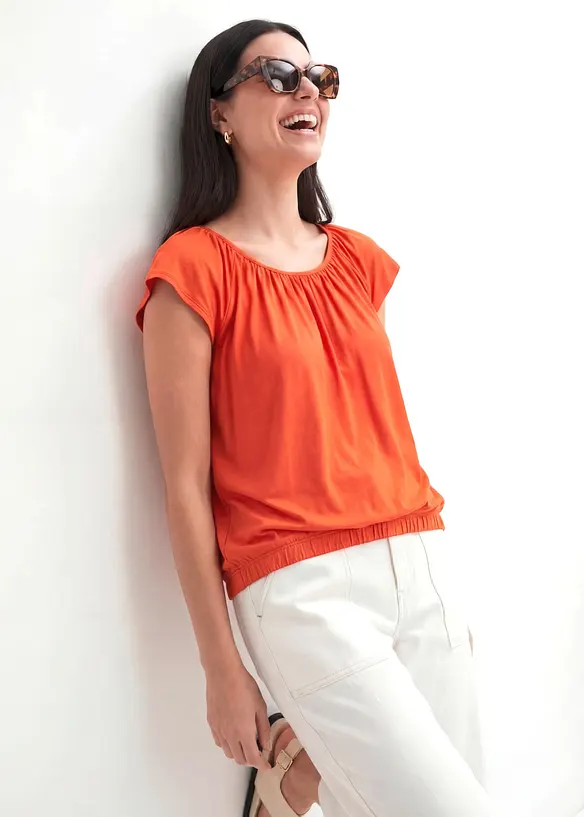 Shirt aus softem Viskose-Mix in rot von vorne (im Anschnitt) - bonprix Shirt aus softem Viskose-Mix in rot von vorne (im Anschnitt) - bonprix