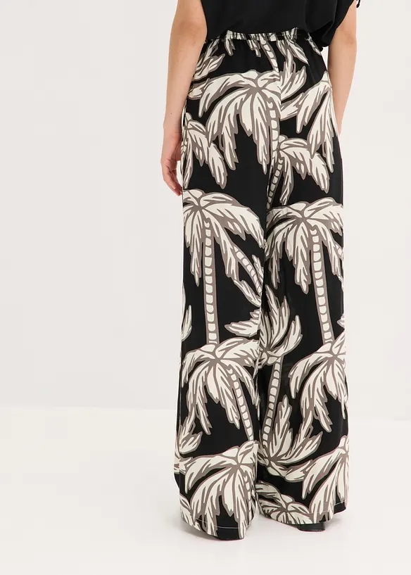 Marlenehose aus fließender Viskose in schwarz von hinten - bonprix