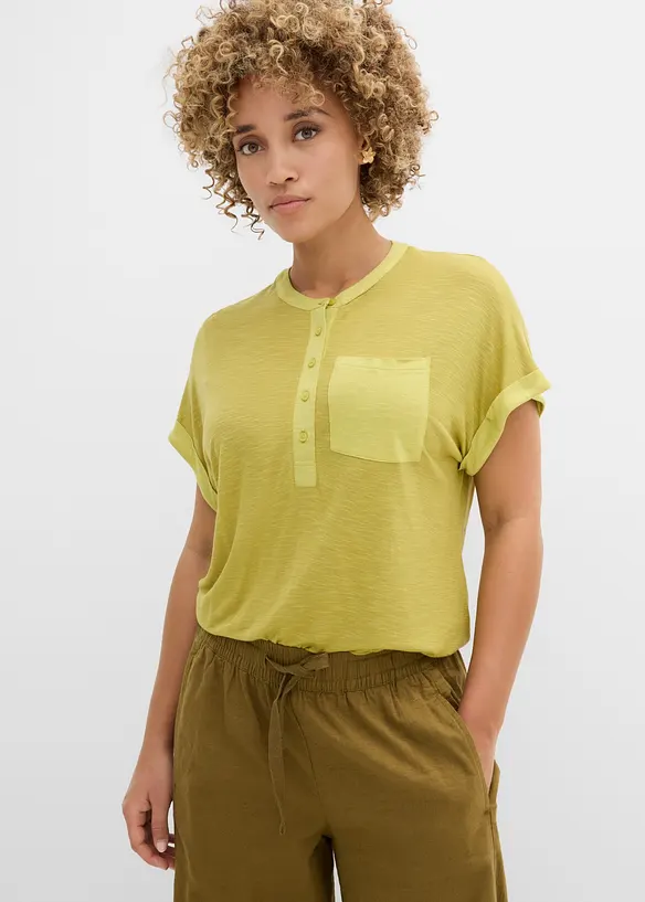T-Shirt aus reiner Viskose in grün von vorne (im Anschnitt) - bonprix