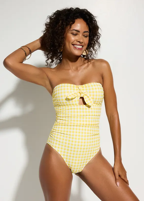 Bandeau-Badeanzug mit kleiner Schleife in gelb von vorne (Totalaufnahme) - bonprix