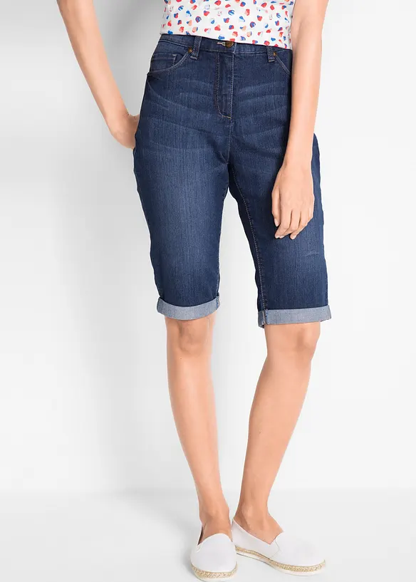 Jeans Bermuda Mid Waist mit gekrempeltem Saum in blau von vorne - bonprix