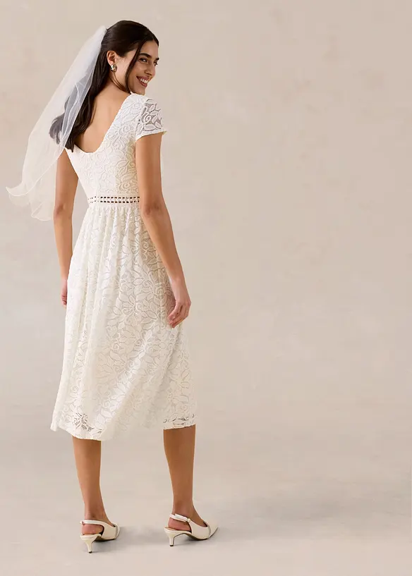 Spitzenkleid mit Häkel-Einsatz in der Taille in weiß von hinten (Totalaufnahme) - bonprix Spitzenkleid mit Häkel-Einsatz in der Taille in weiß von hinten (Totalaufnahme) - bonprix