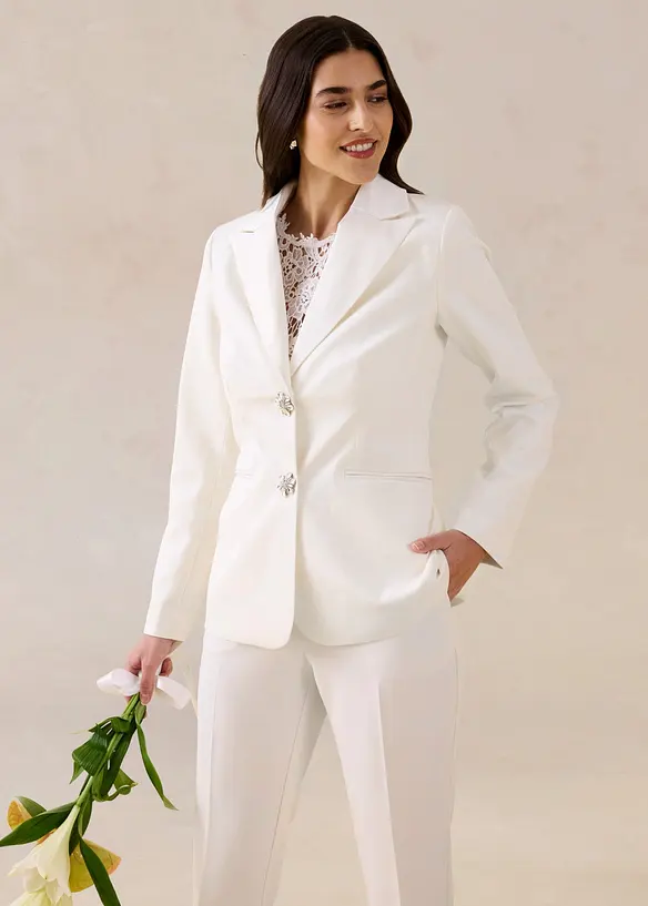 Blazer mit Schmuckknöpfen in weiß von vorne (im Anschnitt) - bonprix Blazer mit Schmuckknöpfen in weiß von vorne (im Anschnitt) - bonprix