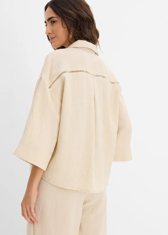 Hemdbluse aus softem Viskose-Mix in beige von hinten (im Anschnitt) - bonprix
