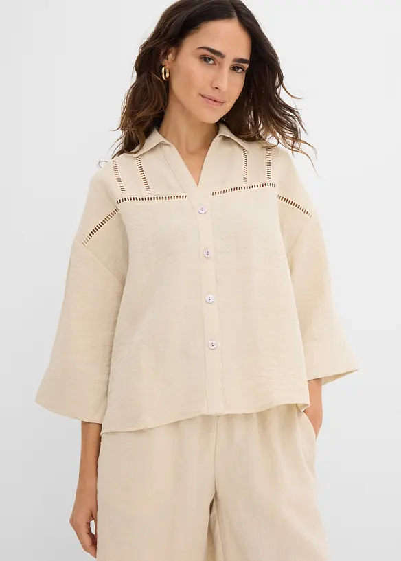 Hemdbluse aus softem Viskose-Mix in beige von vorne (im Anschnitt) - bonprix
