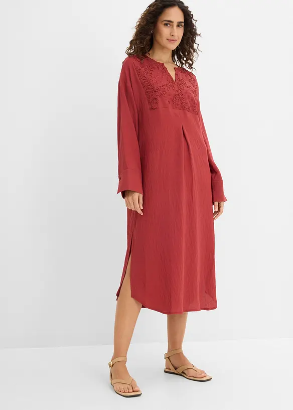 Leichtes Kaftan-Kleid mit Verzierung in rot von vorne (Totalaufnahme) - bonprix Leichtes Kaftan-Kleid mit Verzierung in rot von vorne (Totalaufnahme) - bonprix