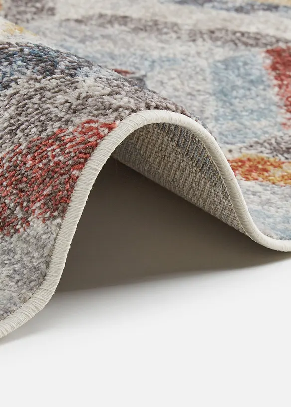 Teppich mit graphischer Musterung in bunt (Detailaufnahme) - bonprix