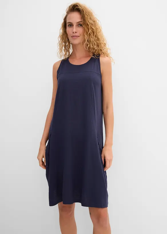 Baumwoll-Jerseykleid mit Taschen in blau von vorne (Totalaufnahme) - bonprix