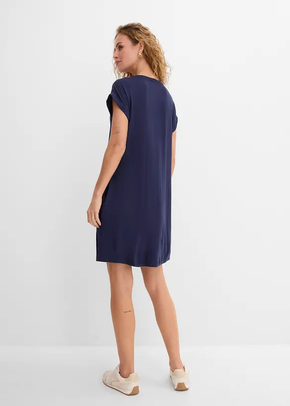 Jersey-Kleid mit Stickerei aus Viskose-Elasthan-Mix in blau von hinten (Totalaufnahme) - bonprix Jersey-Kleid mit Stickerei aus Viskose-Elasthan-Mix in blau von hinten (Totalaufnahme) - bonprix