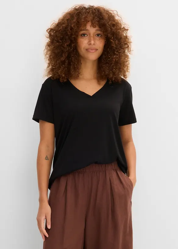 Shirt mit V-Ausschnitt in schwarz von vorne (im Anschnitt) - bonprix Shirt mit V-Ausschnitt in schwarz von vorne (im Anschnitt) - bonprix