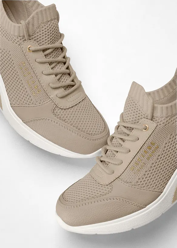 Mustang Sneaker mit Keilabsatz in beige - Mustang