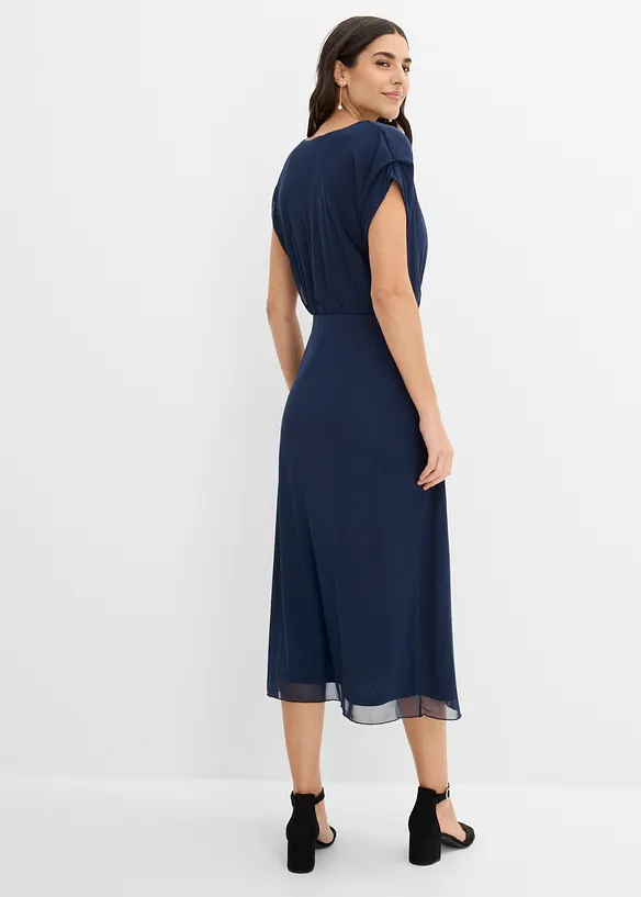 Jerseykleid aus softem Mesh in blau von hinten (Totalaufnahme) - bonprix