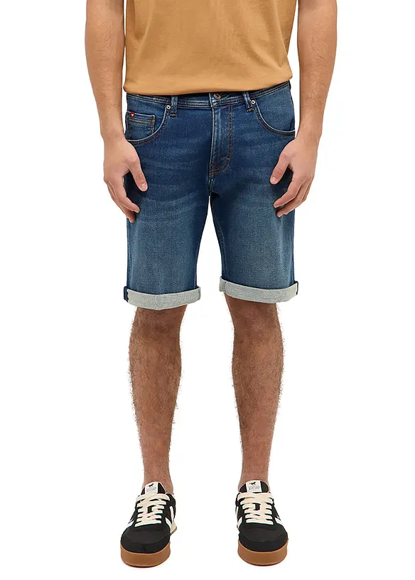 Mustang Chicago Slim Fit Stretch-Bermuda in blau von vorne - bonprix