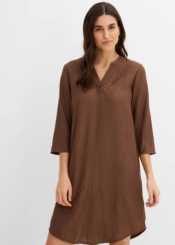 Tunika-Kleid aus Viskose-Mix mit Struktur Effekt in braun von vorne (Totalaufnahme) - bonprix Tunika-Kleid aus Viskose-Mix mit Struktur Effekt in braun von vorne (Totalaufnahme) - bonprix