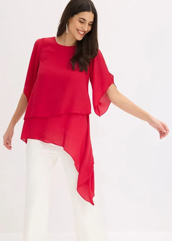 Zipfelbluse im Lagen-Look in rot von vorne (im Anschnitt) - bonprix