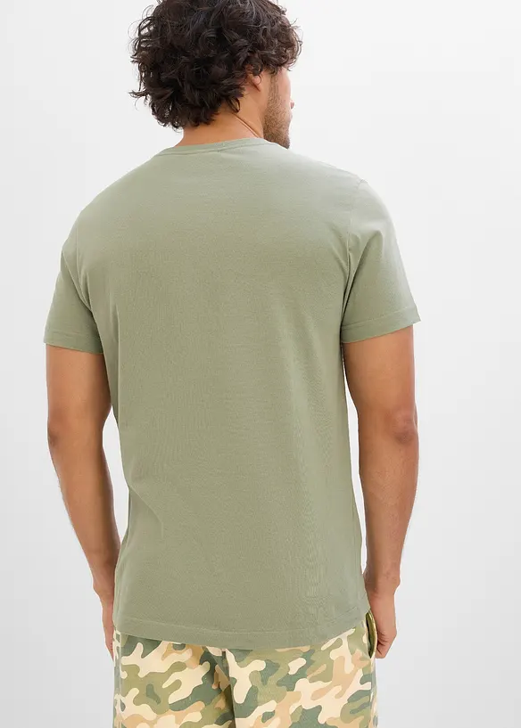 T-Shirt mit Brusttasche in grün von hinten (im Anschnitt) - bonprix