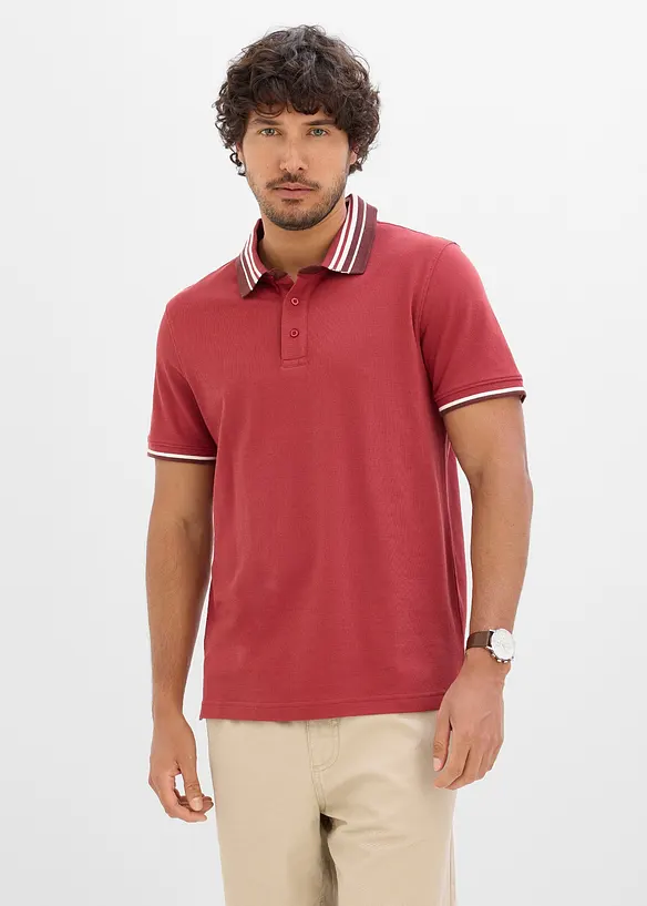 Piqué-Poloshirt aus reiner Bio-Baumwolle in rot von vorne (im Anschnitt) - bonprix