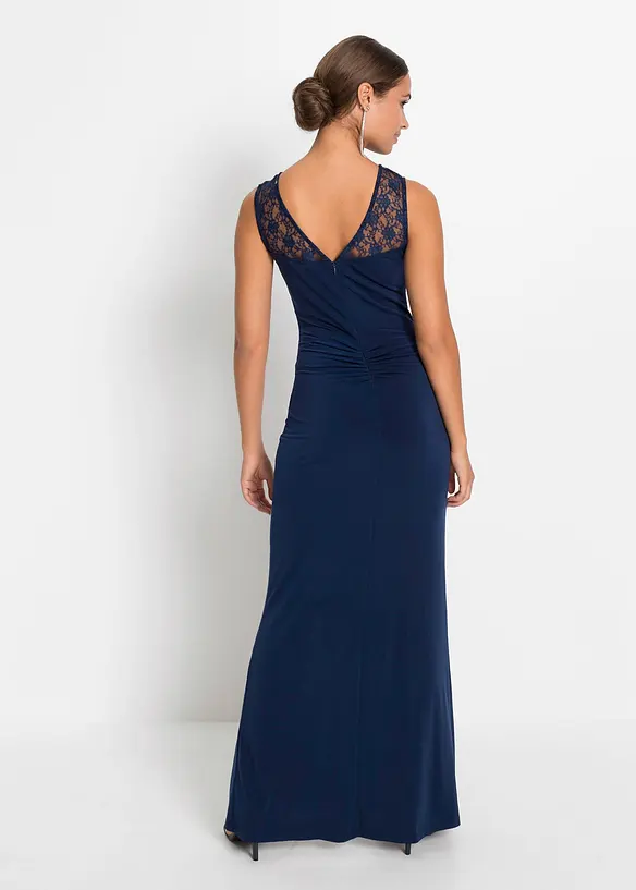 Maxikleid mit Spitze in blau von hinten (Totalaufnahme) - bonprix