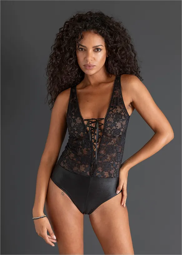 Body ouvert mit Wetlook in schwarz von vorne (Totalaufnahme) - bonprix