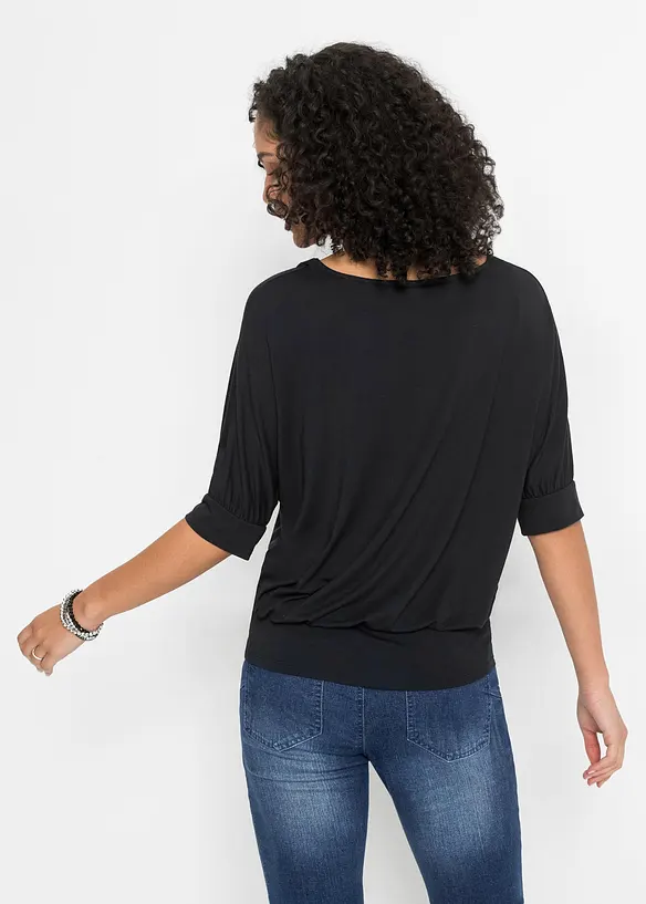 Shirt aus fließendem Viskose-Mix in schwarz von hinten (im Anschnitt) - bonprix