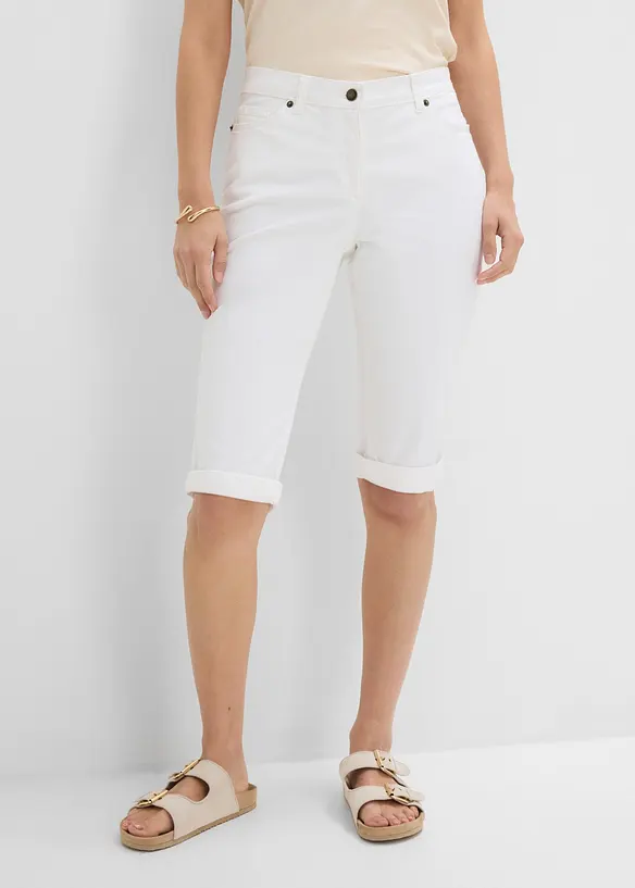 Jeans Bermuda Mid Waist mit gekrempeltem Saum in weiß von vorne - bonprix