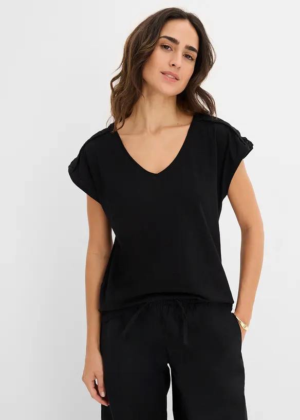 Shirt mit Häkeleinsätzen in schwarz von vorne (im Anschnitt) - bonprix