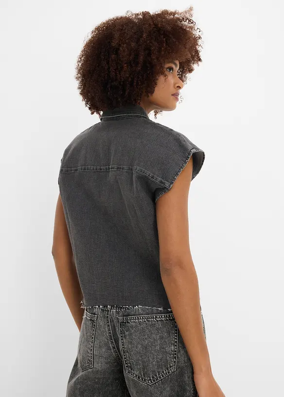 Kurze Boxy-Jeansbluse in schwarz von hinten (im Anschnitt) - bonprix