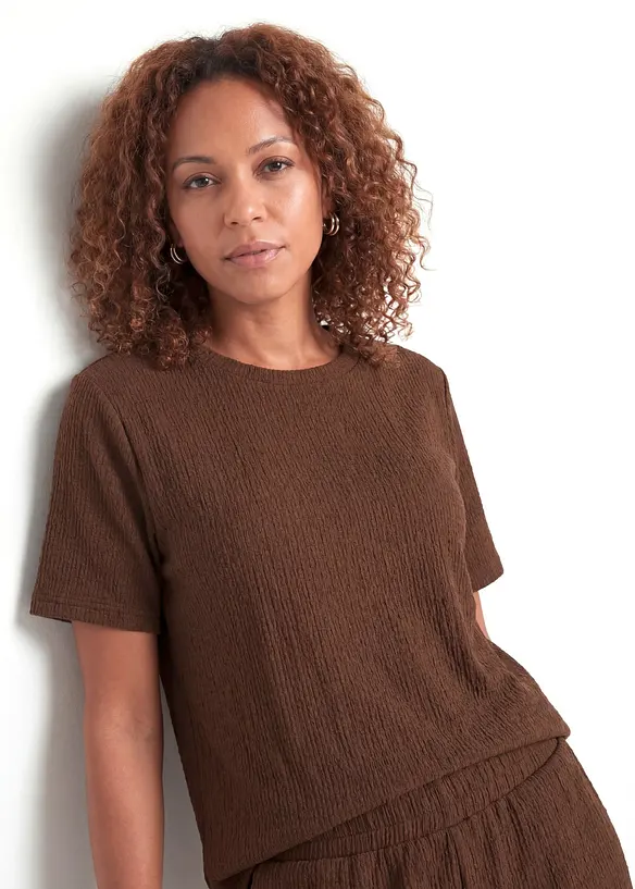 Shirt aus Borkencrepe in braun von vorne (im Anschnitt) - bonprix
