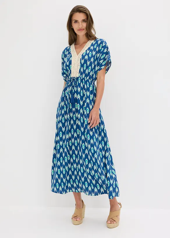 Maxikleid aus fließender Viskose in blau von vorne (Totalaufnahme) - bonprix