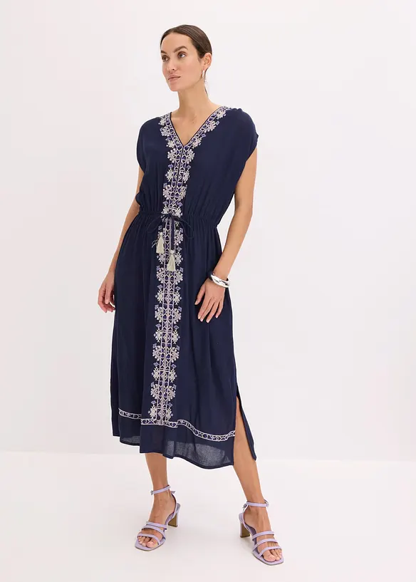 Midikleid aus fließender Viskose in blau von vorne (Totalaufnahme) - bonprix