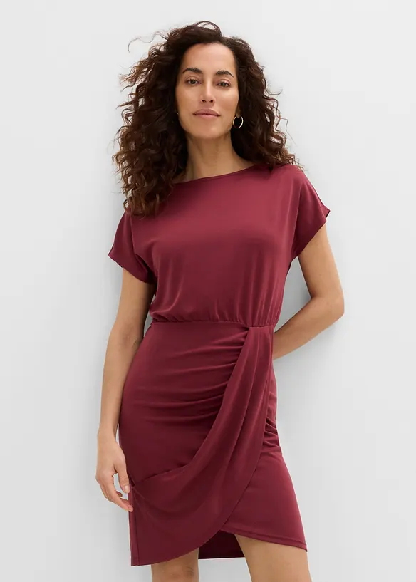 Jerseykleid aus Viskose-Mix in rot von vorne (Totalaufnahme) - bonprix