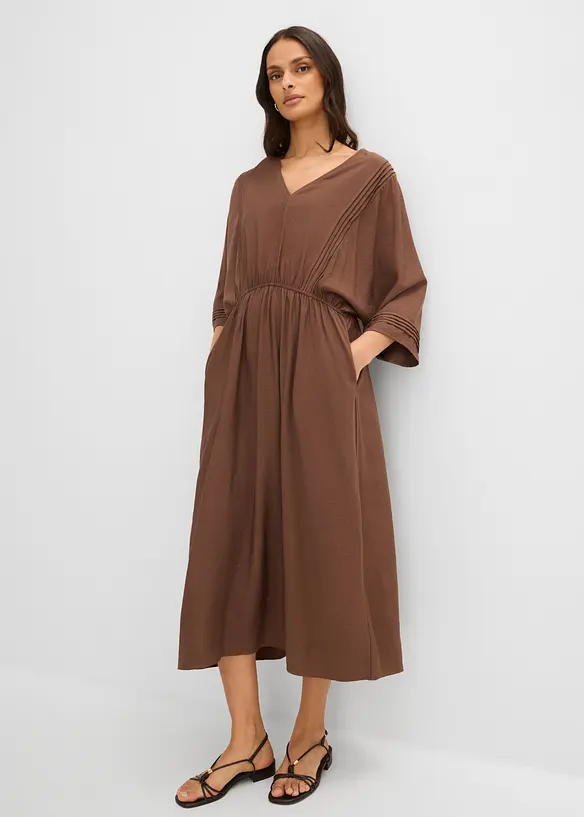 Kaftan-Kleid in braun von vorne (Totalaufnahme) - bonprix