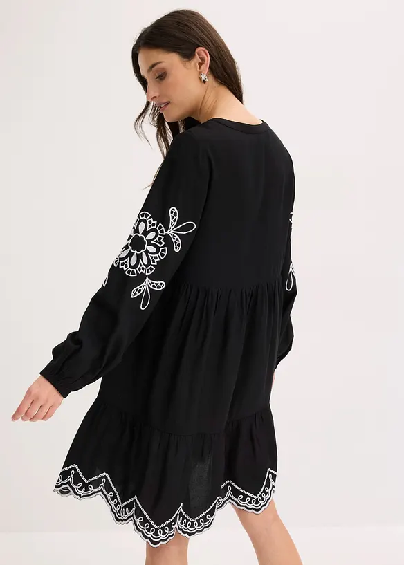 Tunika-Kleid aus fließender Viskose mit Stickerei in schwarz von hinten (Totalaufnahme) - bonprix Tunika-Kleid aus fließender Viskose mit Stickerei in schwarz von hinten (Totalaufnahme) - bonprix