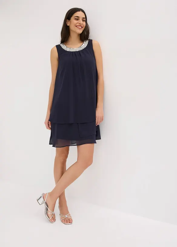 Premium Kleid mit Applikation in blau von vorne (Totalaufnahme) - bonprix
