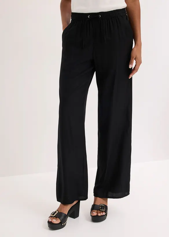 Palazzo-Hose aus fließender Viskose in schwarz von vorne - bonprix