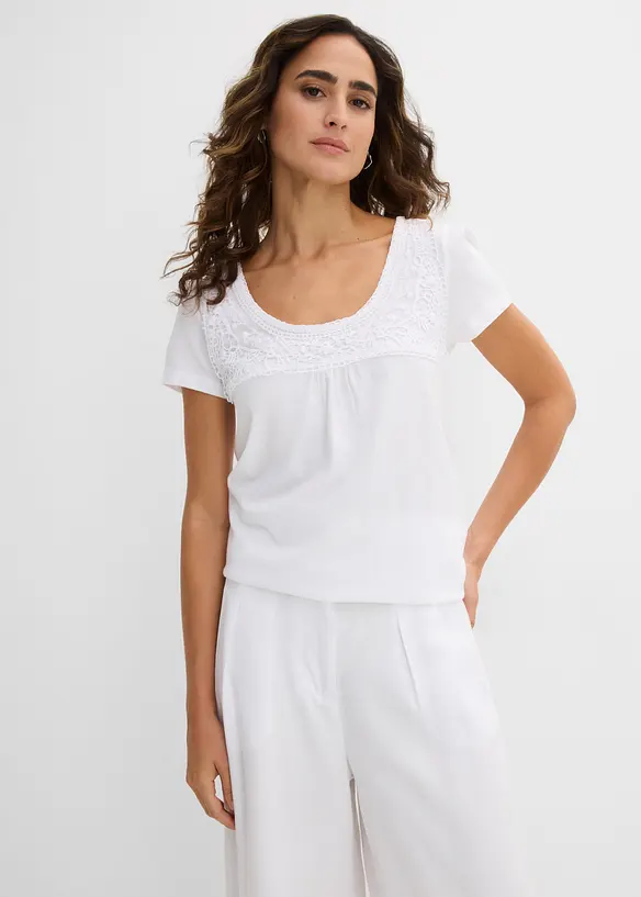Baumwoll Shirt mit Spitze, Kurzarm in weiß von vorne (im Anschnitt) - bonprix