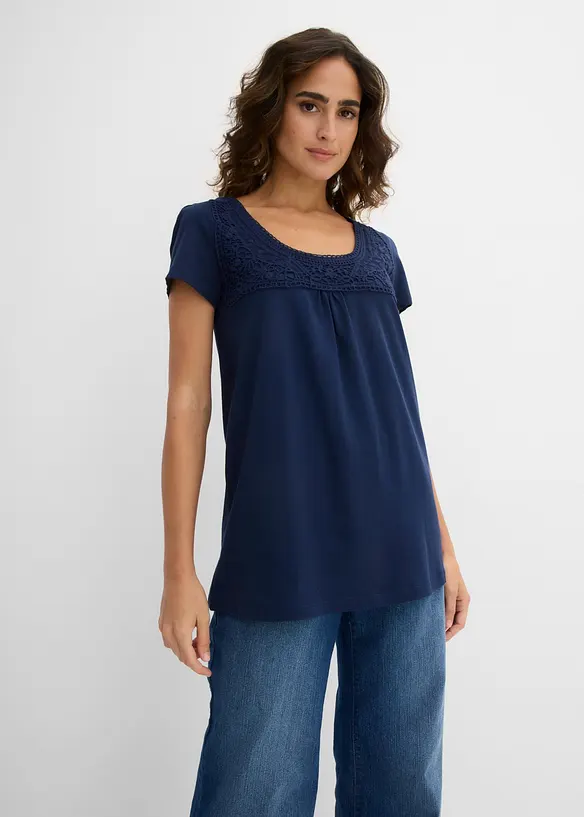 Baumwoll Shirt mit Spitze, Kurzarm in blau von vorne (im Anschnitt) - bonprix