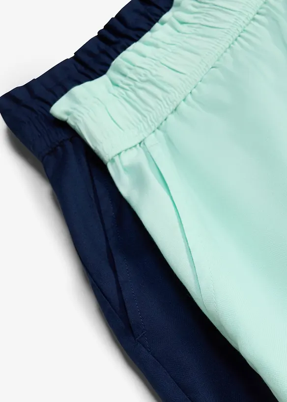 Schlupf-Shorts aus softer Viskose (2er Pack) in grün - bonprix
