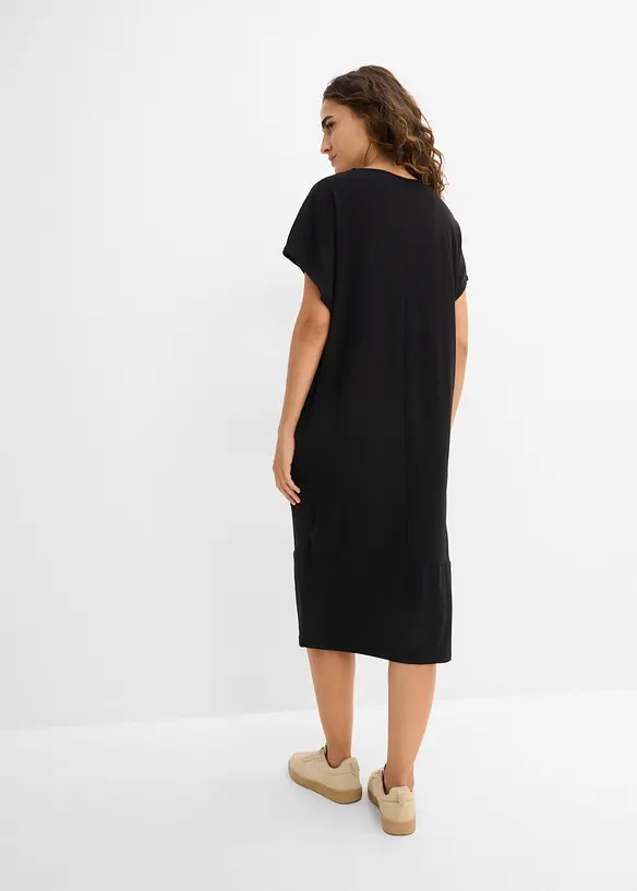 Jerseykleid mit Taschen in schwarz von hinten (Totalaufnahme) - bonprix Jerseykleid mit Taschen in schwarz von hinten (Totalaufnahme) - bonprix